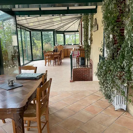 Retraite Paisible Avec Cheminee, Etang Prive Et Pres Du Mans - Fr-1-410-382 *