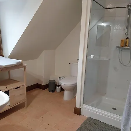 Retraite Paisible Avec Cheminee, Etang Prive Et Pres Du Mans - Fr-1-410-382 Dehault