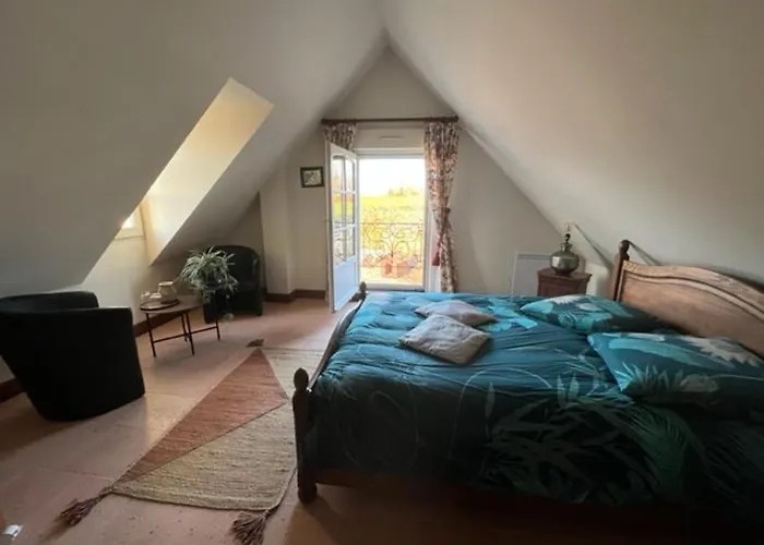 Retraite Paisible Avec Cheminee, Etang Prive Et Pres Du Mans - Fr-1-410-382 Дом отдыха *