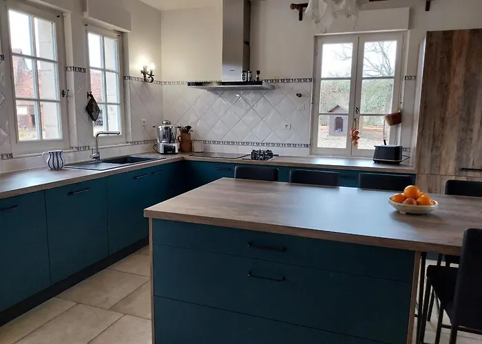 Retraite Paisible Avec Cheminee, Etang Prive Et Pres Du Mans - Fr-1-410-382 Дом отдыха Dehault